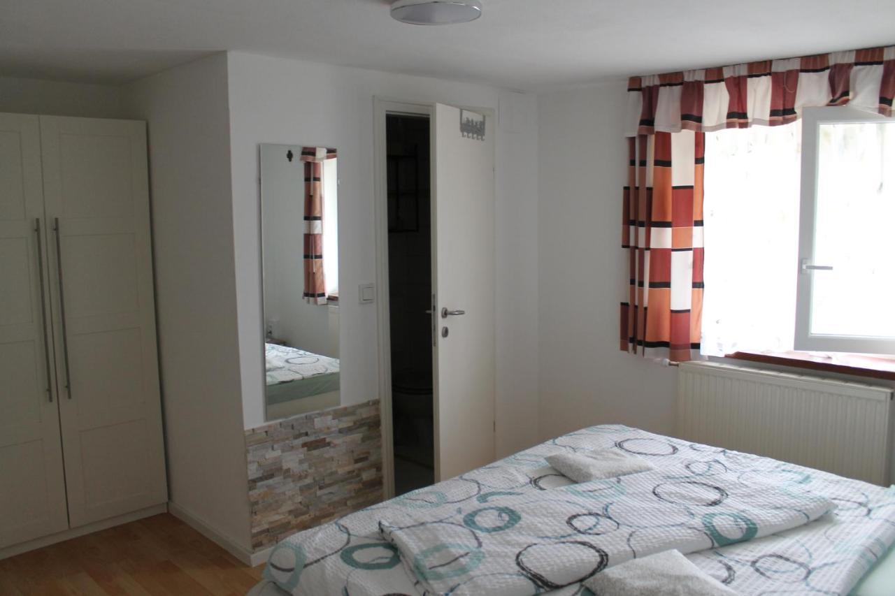 Zimmer Steger Gnas Luaran gambar