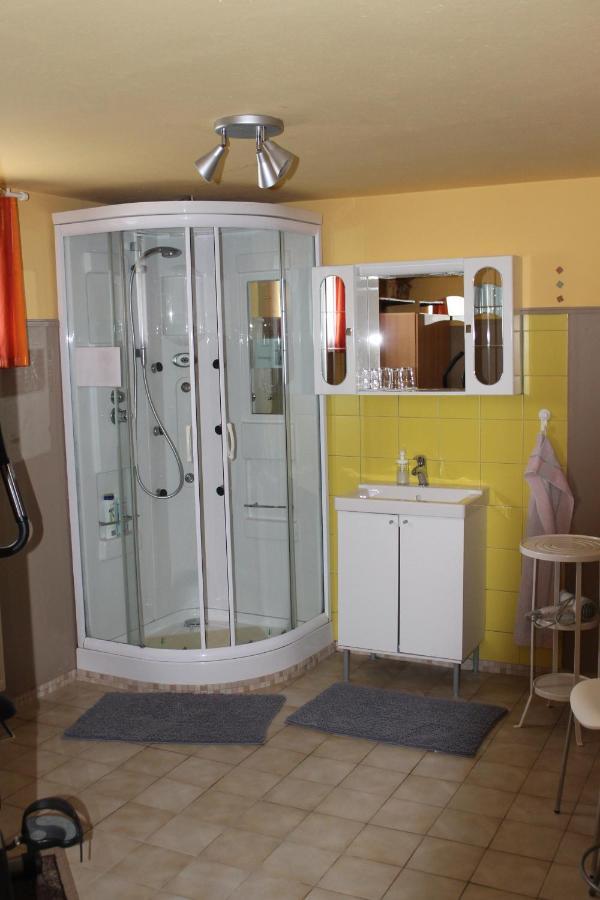 Zimmer Steger Gnas Luaran gambar